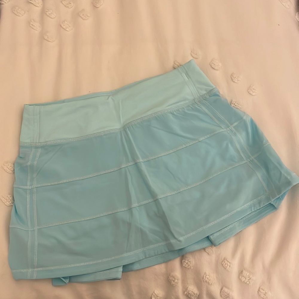 Lululemon pace rival skirt